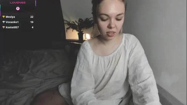 Image 7 of hot_babayaga Stream on Chaturbate on 24 days ago