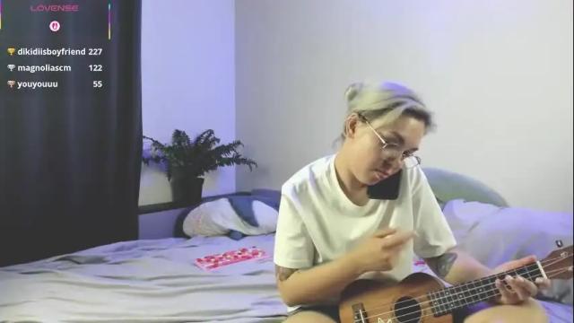 Image 12 of hot_babayaga Stream on Chaturbate on 20 days ago