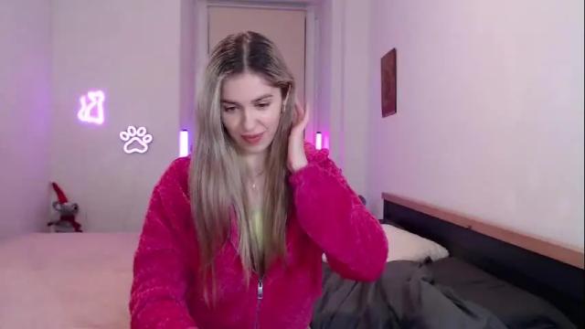 Image 7 of hot_berry69 Stream on Chaturbate on 1 month ago