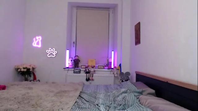 Image 8 of hot_berry69 Stream on Chaturbate on 1 month ago