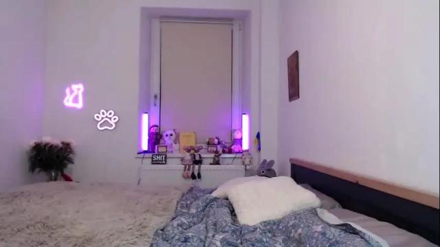 Image 12 of hot_berry69 Stream on Chaturbate on 20 days ago