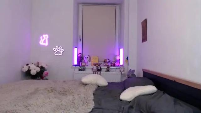 Image 7 of hot_berry69 Stream on Chaturbate on 10 days ago