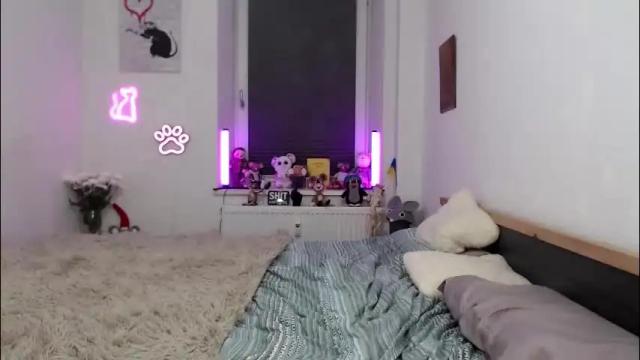 Image 11 of hot_berry69 Stream on Chaturbate on 2 months ago