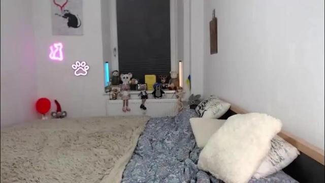 Image 6 of hot_berry69 Stream on Chaturbate on 9 days ago