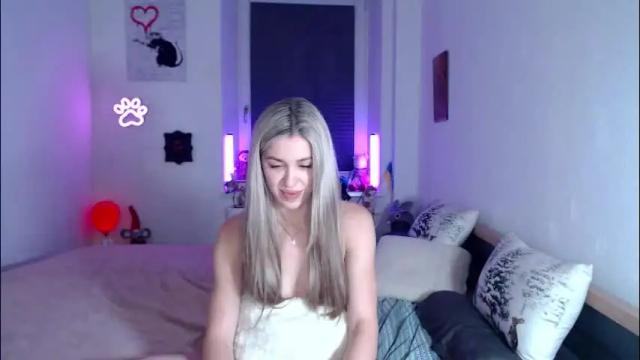 Thumbnail 3, hot_berry69's Stream at Chaturbate, 2 months ago