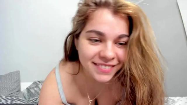 Image 2 of hot_chill__ Stream on Chaturbate on 10 months ago