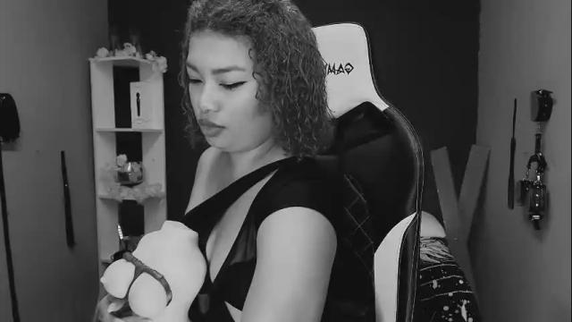 Image 8 of hot_chocolate_4u Stream on Chaturbate on 1 month ago