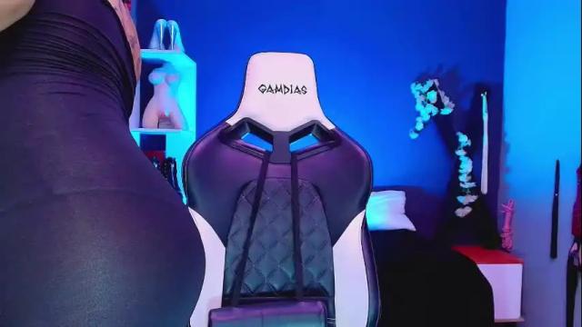 Image 12 of hot_chocolate_4u Stream on Chaturbate on 4 days ago