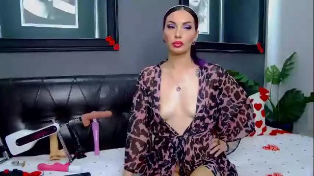 Image 10 of hot_darina Stream on Chaturbate on 1 month ago