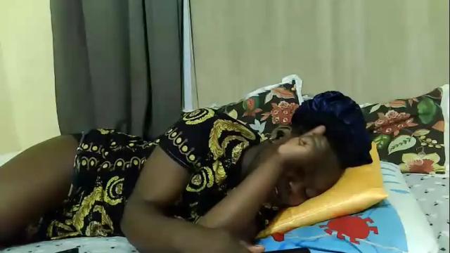 Image 12 of hot_darling95 Stream on Chaturbate on 21 days ago