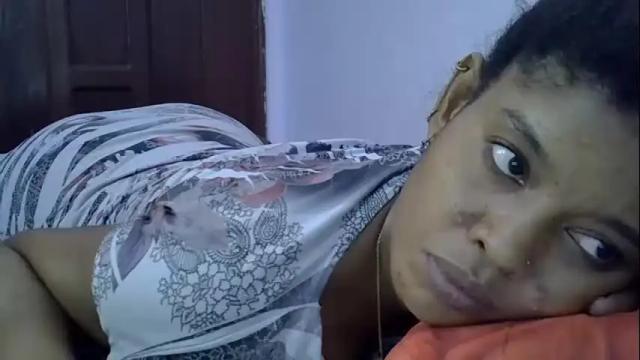 Image 4 of hot_desiiree Stream on Chaturbate on 22 months ago