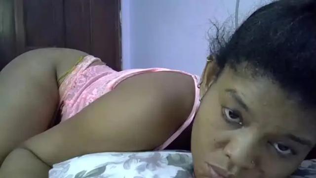 Image 3 of hot_desiiree Stream on Chaturbate on 22 months ago