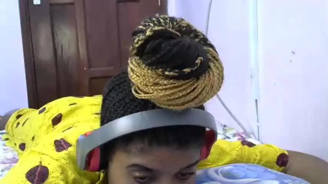 Image 12 of hot_desiiree Stream on Chaturbate on 22 months ago