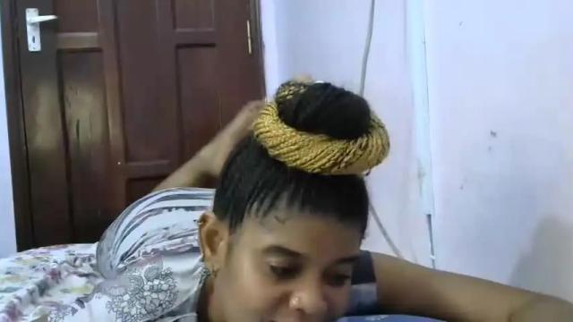 Image 7 of hot_desiiree Stream on Chaturbate on 22 months ago