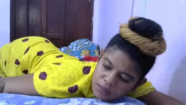 Image 6 of hot_desiiree Stream on Chaturbate on 21 months ago