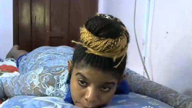 Image 7 of hot_desiiree Stream on Chaturbate on 21 months ago