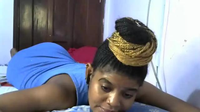 Image 7 of hot_desiiree Stream on Chaturbate on 21 months ago