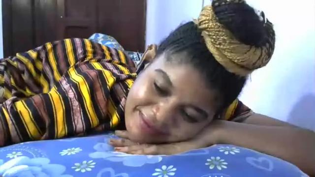 Image 12 of hot_desiiree Stream on Chaturbate on 21 months ago