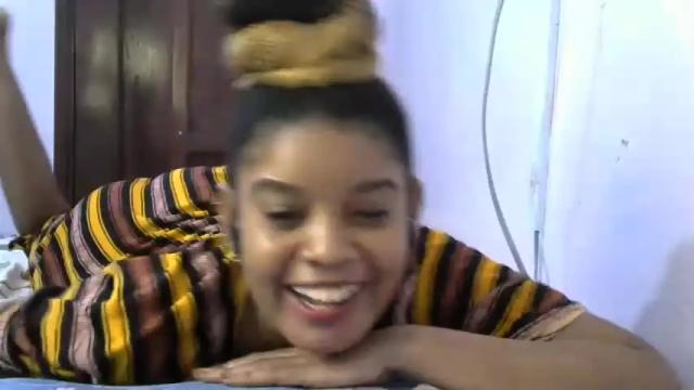 Image 7 of hot_desiiree Stream on Chaturbate on 21 months ago