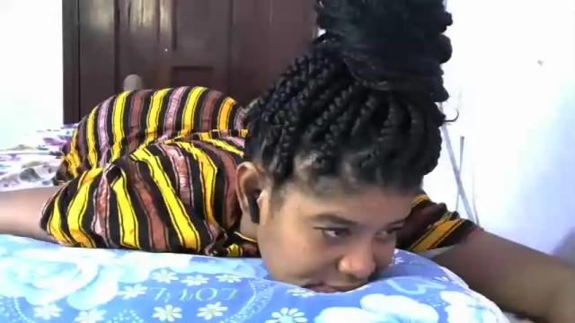 Image 7 of hot_desiiree Stream on Chaturbate on 21 months ago