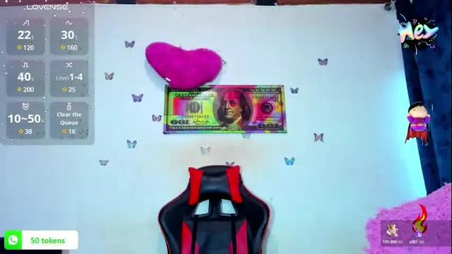 Image 3 of hot_destinyk Stream on Chaturbate on 1 month ago