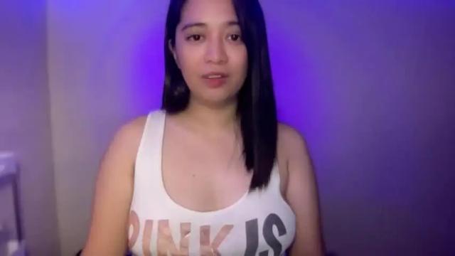 Image 2 of hot_elisse Stream on Chaturbate on 15 months ago