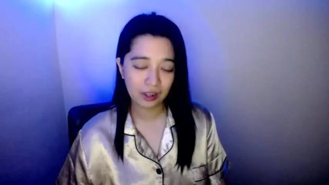 Image 4 of hot_elisse Stream on Chaturbate on 20 months ago