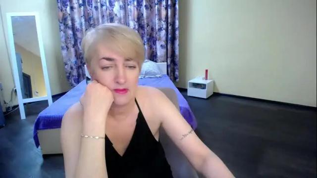 Image 10 of hot_girl87 Stream on Chaturbate on 29 days ago