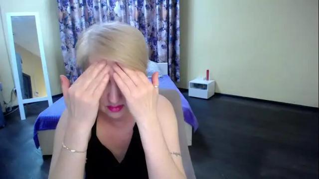Image 12 of hot_girl87 Stream on Chaturbate on 29 days ago