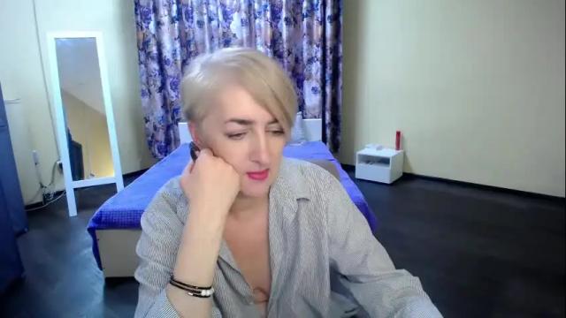 Image 11 of hot_girl87 Stream on Chaturbate on 24 days ago
