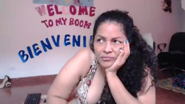 Image 8 of hot_horny4u Stream on Chaturbate on 14 months ago