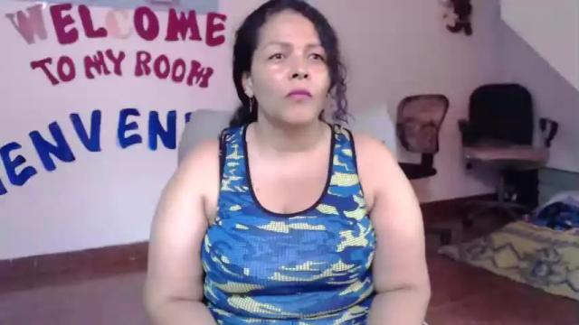 Image 4 of hot_horny4u Stream on Chaturbate on 12 months ago