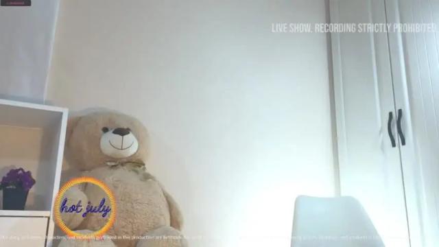 Image 3 of hot_july Stream on Chaturbate on 16 months ago