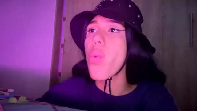 Image 3 of hot_kings12 Stream on Chaturbate on 19 months ago