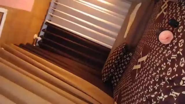 Thumbnail 3, hot_kitty2's Stream at Chaturbate, 13 months ago