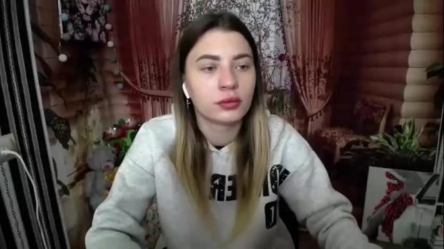 Image 7 of hot_leyla Stream on Chaturbate on 1 month ago