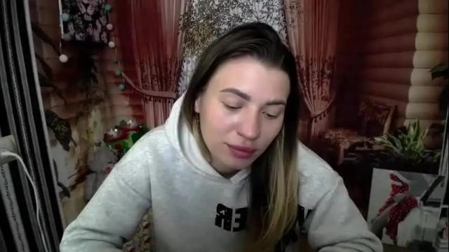 Image 10 of hot_leyla Stream on Chaturbate on 1 month ago