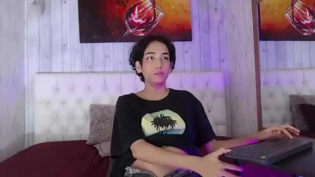 Image 11 of hot_little_bunny Stream on Chaturbate on 12 months ago