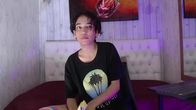 Image 3 of hot_little_bunny Stream on Chaturbate on 12 months ago