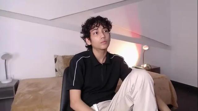 Image 4 of hot_little_bunny Stream on Chaturbate on 1 month ago
