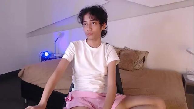 Image 7 of hot_little_bunny Stream on Chaturbate on 15 days ago