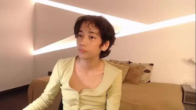 Image 4 of hot_little_bunny Stream on Chaturbate on 13 days ago