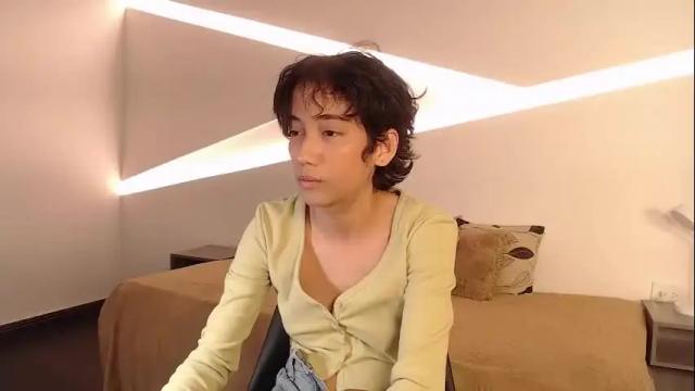 Image 6 of hot_little_bunny Stream on Chaturbate on 13 days ago