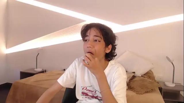 Image 10 of hot_little_bunny Stream on Chaturbate on 3 days ago
