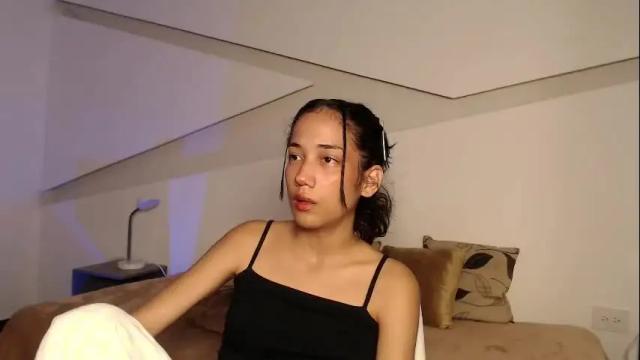 Image 10 of hot_little_bunny Stream on Chaturbate on 1 month ago