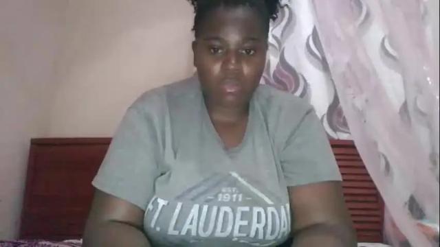 Image 3 of hot_mishy Stream on Chaturbate on 28 days ago