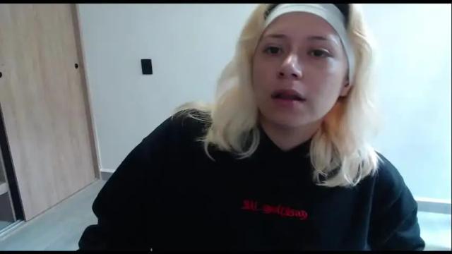 Image 2 of hot_mommymia Stream on Chaturbate on 2 months ago