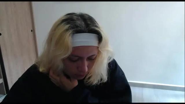Image 7 of hot_mommymia Stream on Chaturbate on 2 months ago