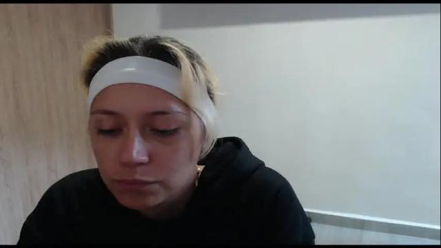 Image 3 of hot_mommymia Stream on Chaturbate on 2 months ago
