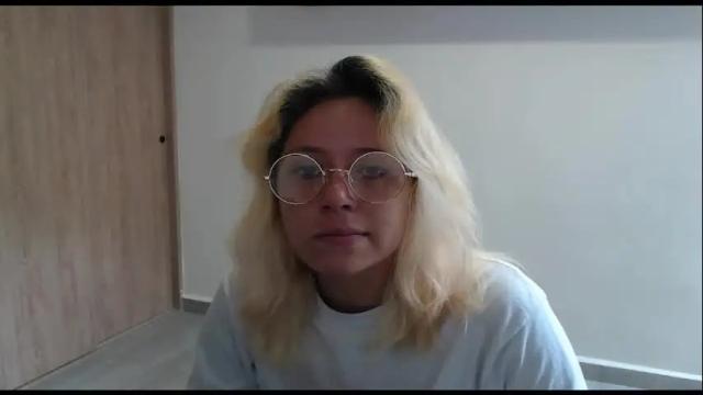 Image 6 of hot_mommymia Stream on Chaturbate on 2 months ago